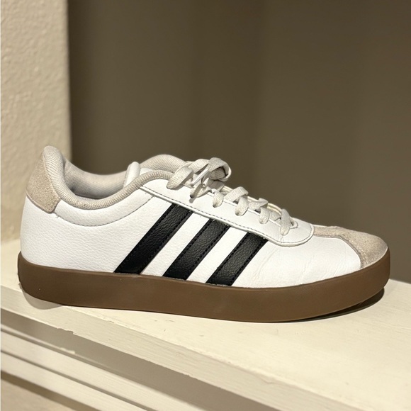 adidas VL Court 3.0 K 'White Black Gum' ID9062 Youth Size 5 - Picture 2 of 9